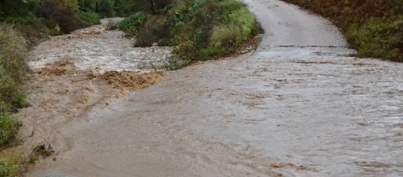 Καταστροφές από τις έντονες βροχοπτώσεις στην Άφυτο και στην Καλλιθέα της Χαλκιδικής (βίντεο)